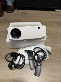 Native Full HD WiFi Projector