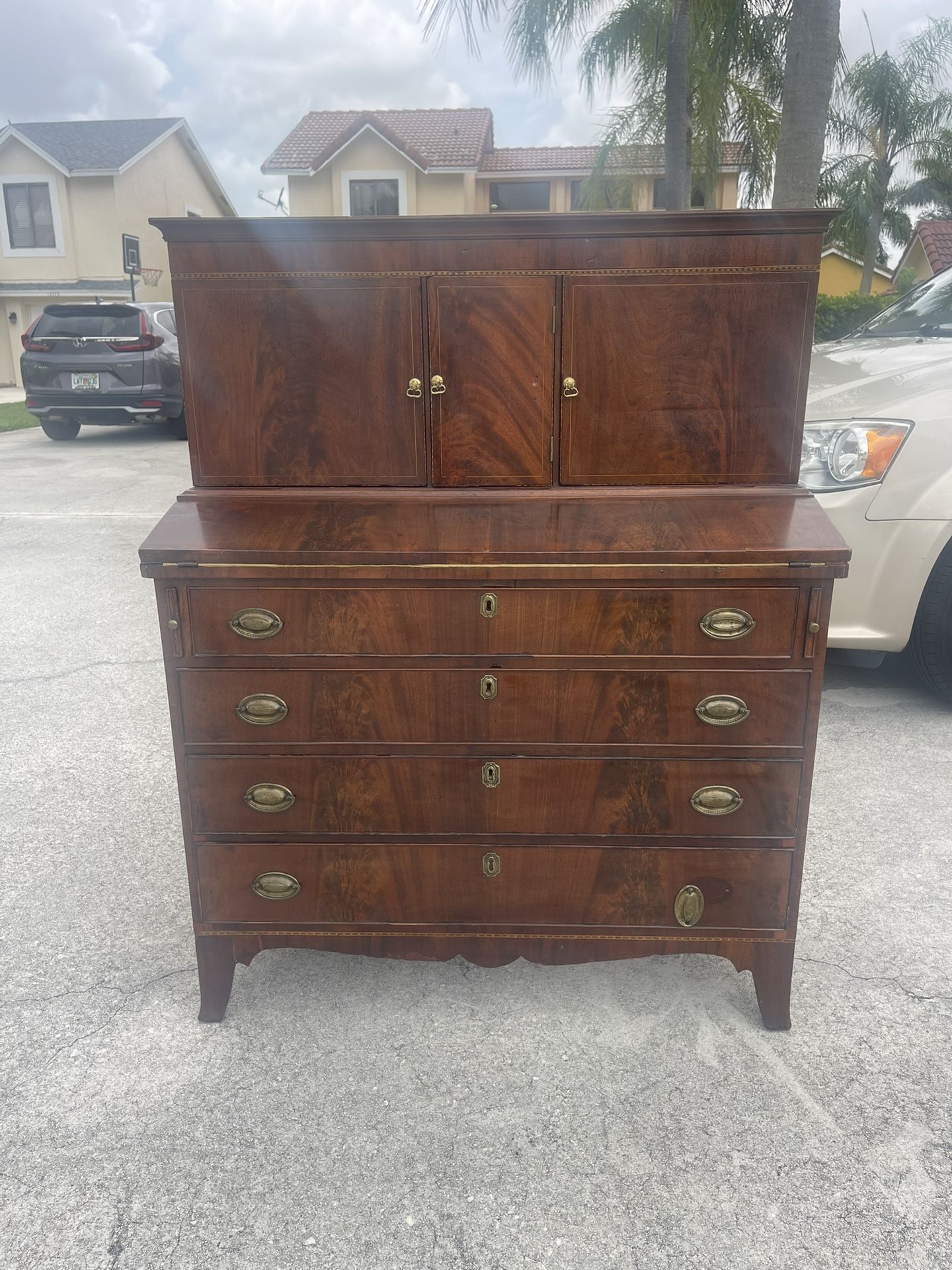 Mahogany Secretary Desk – Elegant Storage & Workspace
