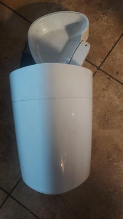 Dog Feeder