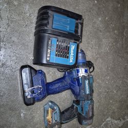 18 Volts Makita Drills For Sale Works Strong Battery And Charger Include 