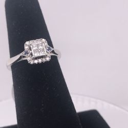 Gold Diamond Ring 10K