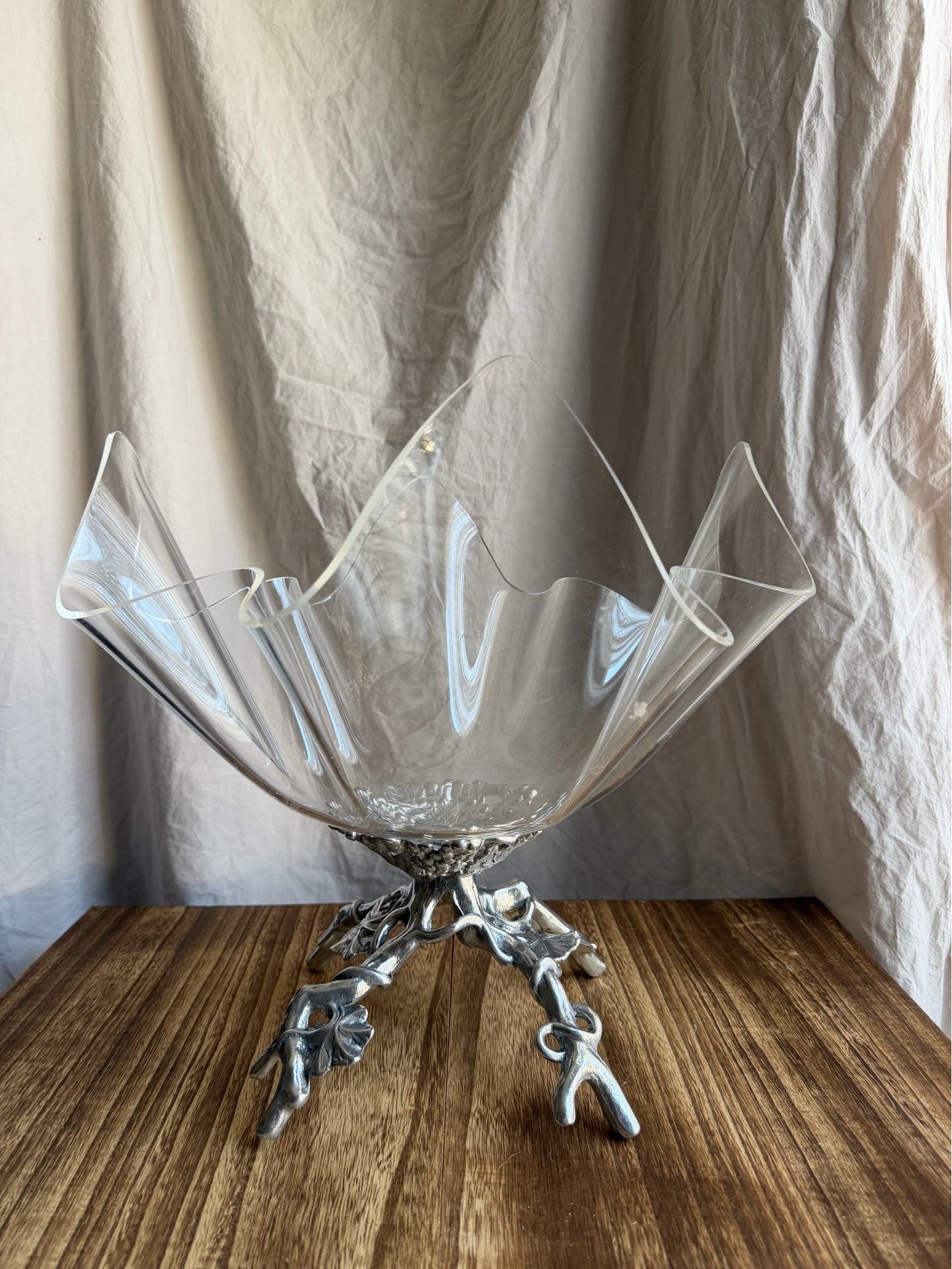 Arthur Court Grapevine Stand Acrylic Bowl