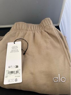 Alo Accolade straight leg sweatpants size L