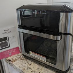 Instant Pot 10QT Air Fryer, 7-in-1 Functions - Brand New