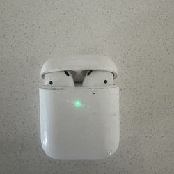Apple AirPods 1st Generation 