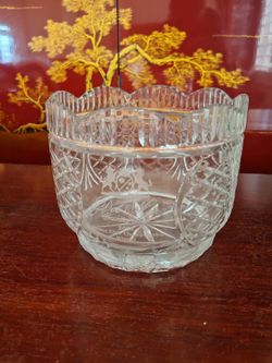 Large Cut Crystal Centerpiece Bowl, 7.5" Golf Memorabilia Award “Del Mar Country Club 2000 Senior Champion”