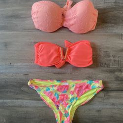 Strapless Coral Gold 2 Piece Bundle Swimsuit Swimwear Scrunch Bottom Tropical