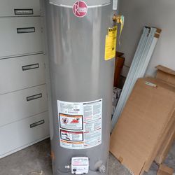 40 Gallon Rheem Gas Water Heater