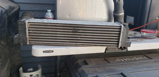 BMW 335I N54 OEM Stock Part out - intercooler, engine cover, struts, dash trim