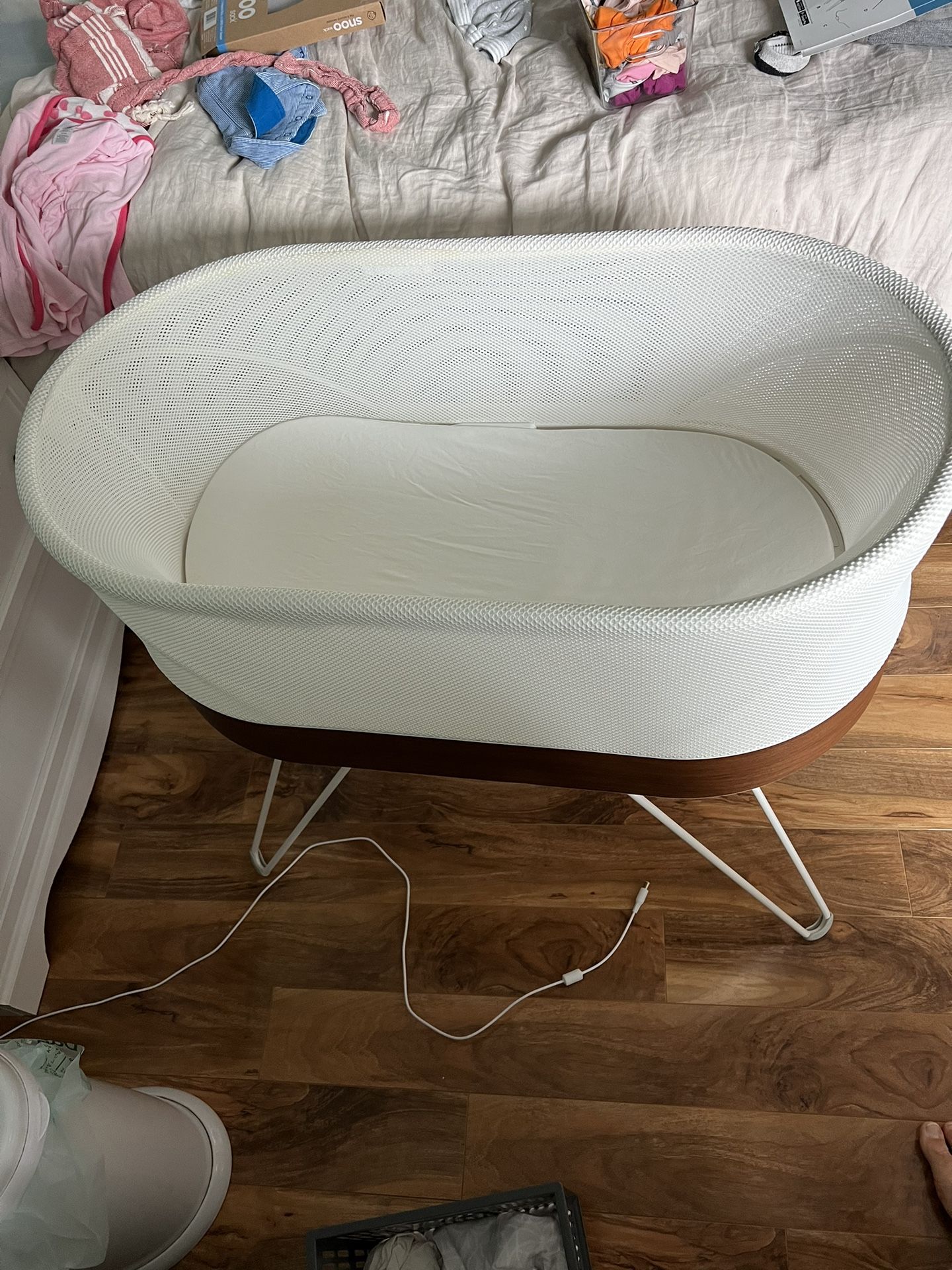 Snoo bassinet 2024, first owner, warranty until April 2025, open to delivery