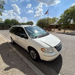 2007 Chrysler Town & Country