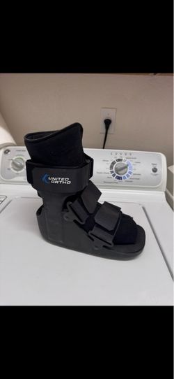 United Ortho Walking Boot Brace