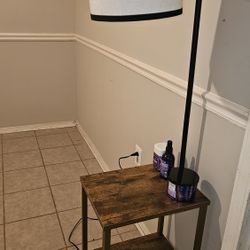 Bedside/Chairside Table w/ lamp