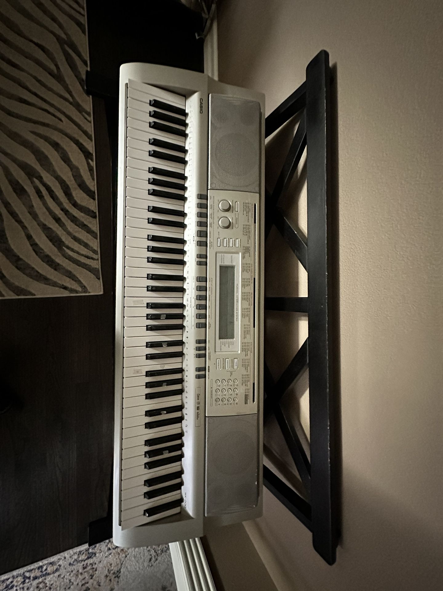 Casio WK-200 Keyboard