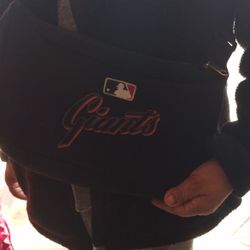 San Francisco Giants MLB Pouch 