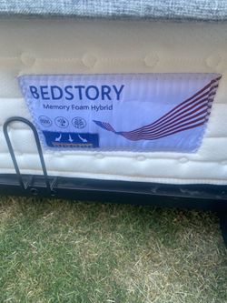 Queen mattress set