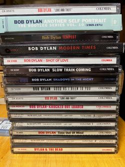 15 Bob Dylan CDs