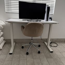 Adjustable Desk