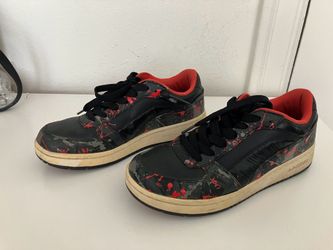 Li-Ning Sneakers with Splatter Accent, Size 7.5