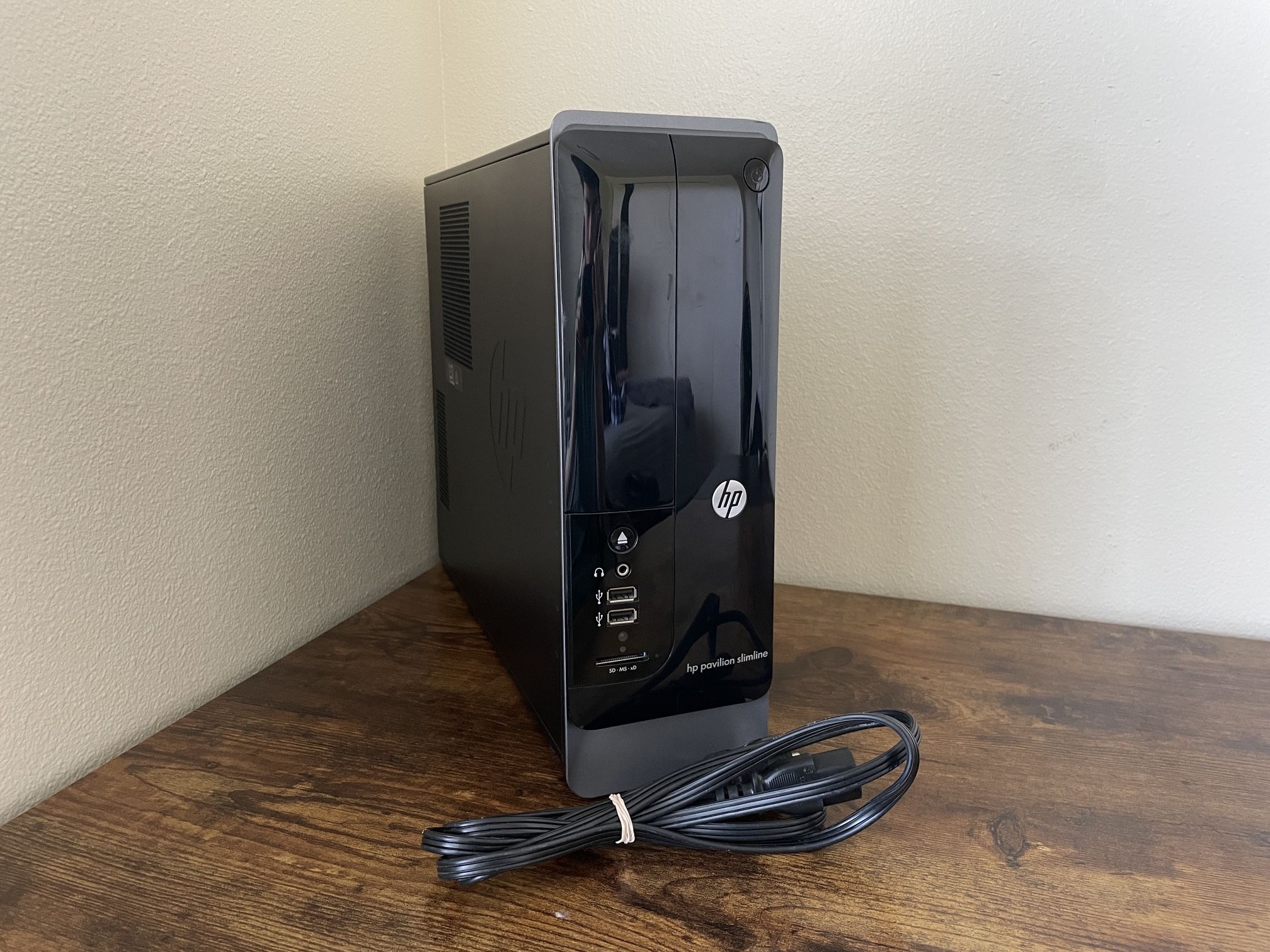 HP Pavilion Slimline 400 s5-1205z Desktop Computer w/ Power Cord