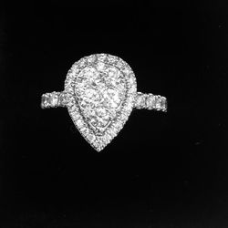 White gold Engagement Ring