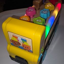 Leapfrog Tap-a-peg Wooden Truck