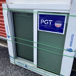 PGT 37x37 XO IMPACT BATHROOM WINDOW HORIZONTAL PRIVACY GLASS