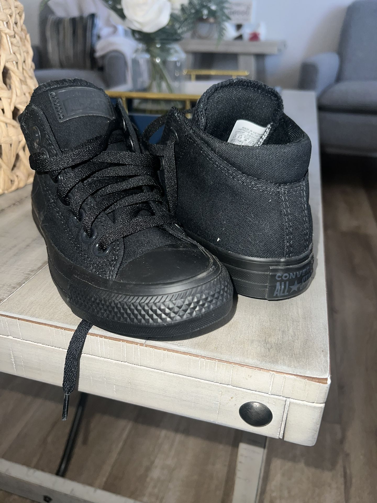 Black Converse
