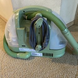 BISSELL VACUUM CLEANER LITTLE GREEN