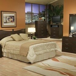 Queen Black 5pc Bedroom Set optional mattress set available pick up can deliver