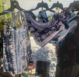 Womens 3 various pieces of bathing suit
