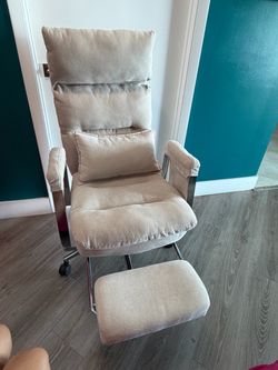 Luxury Ergonomic Executive Office Chair – Like New