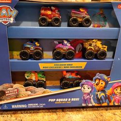 Paw Patrol Pup Squad Rescue Wheels Racers Gift Pack-NEW