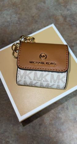 New MK Airpod Case