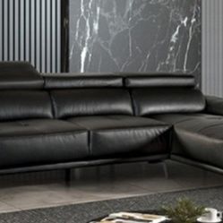 Brand New Black Leather Modern Style Sectional Sofa 