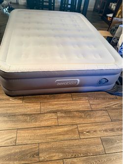 AeroBed Comfort Lock Queen Air Mattress