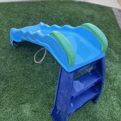 Little Tykes Sprinkler Slide 