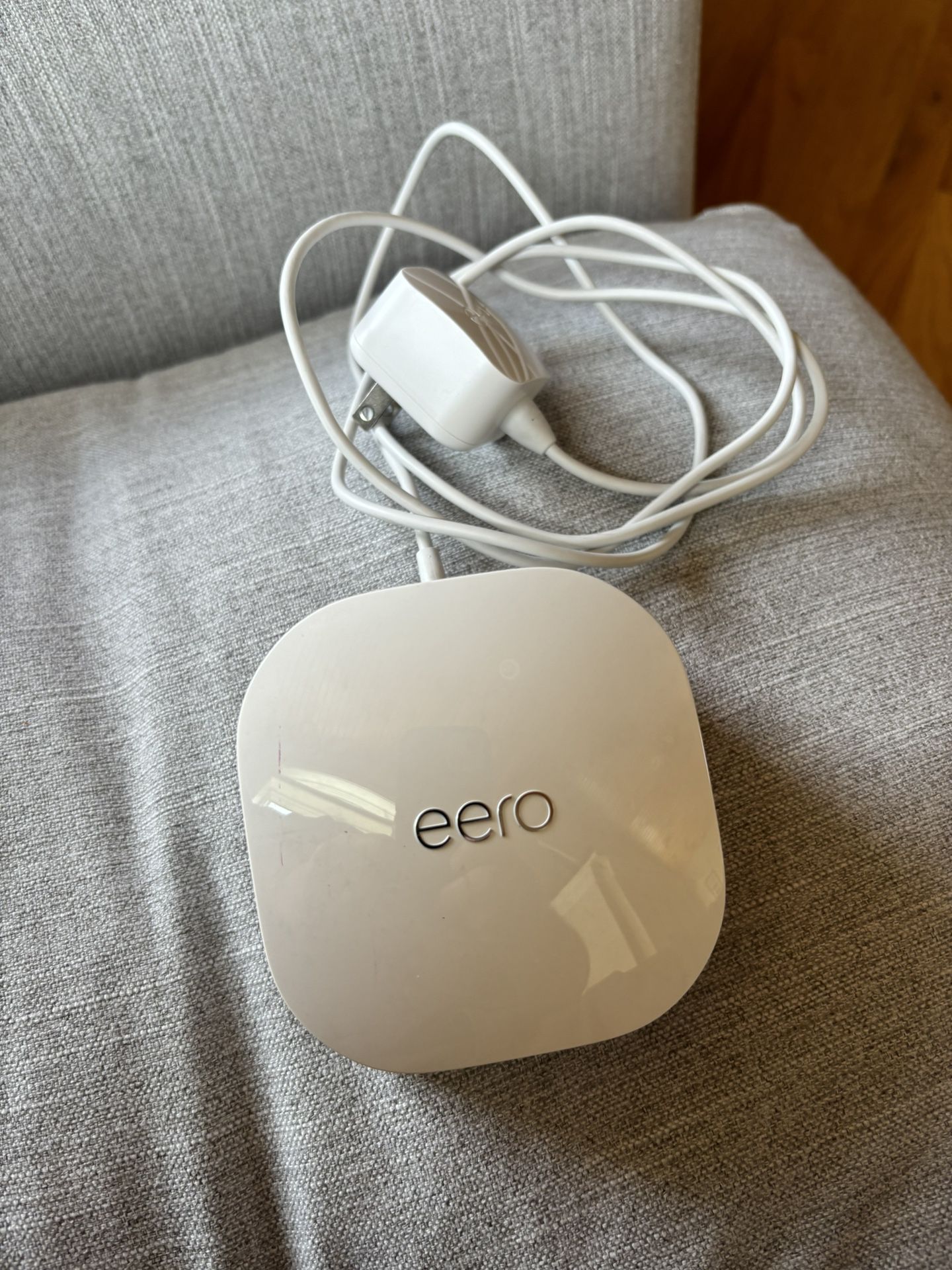 Eero 6 Mesh WiFi Add on Extender