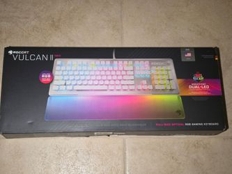 ROCCAT Vulcan II Max RGB Gaming Keyboard - Missing F7 Keycap