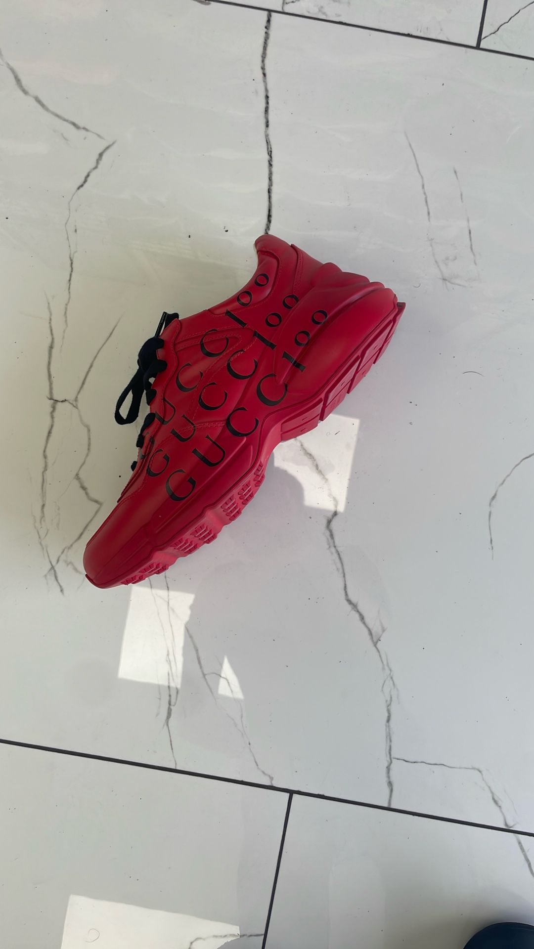 Gucci Shoes size 8