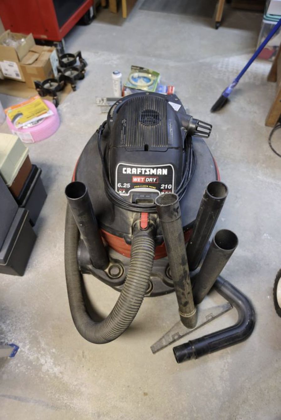 Craftsman Wet Dry Shop Vacuum 6.25 HP 16 Gallon
