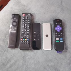 2 Smart TV Samsung 2 Apple TV & 1 Roku Streaming Controlls