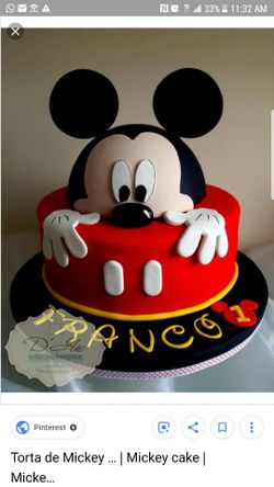 Mickey Mouse cake