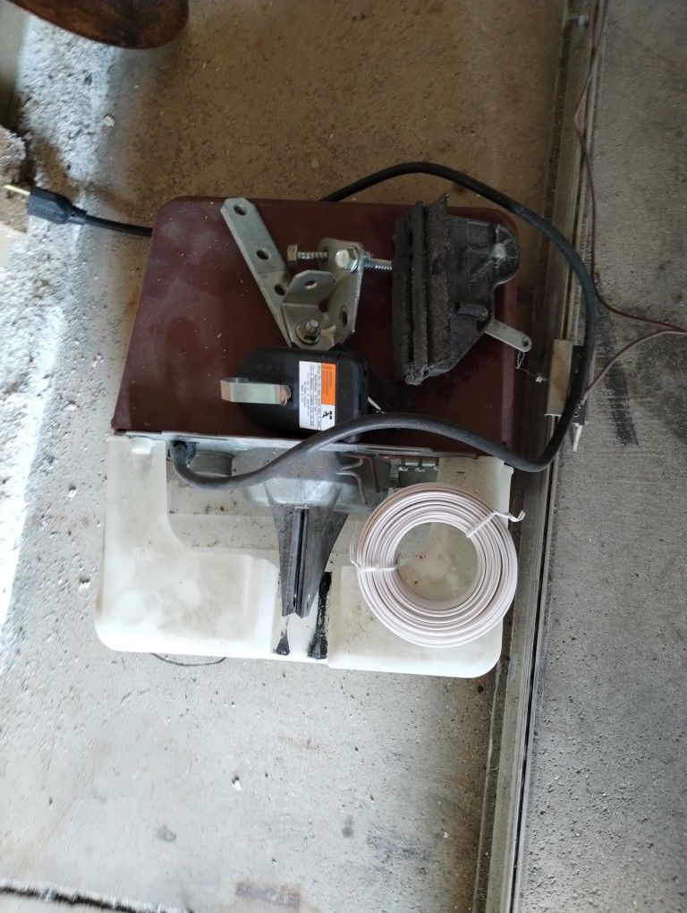 Genie Garage Door Opener