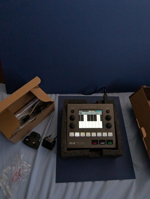 1010 Music Blackbox Compact Sampling Studio, Live Looper — MINT & BOXED