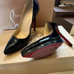 Christian Louboutin Black so kate Pumps