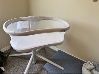 Halo Bassinest swivel sleeper 3.0
