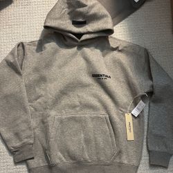 Essential hoodie