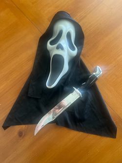 Scream Ghostface Mask and Prop Knife