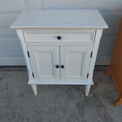 Bathroom Cabinet 24Wx31ht